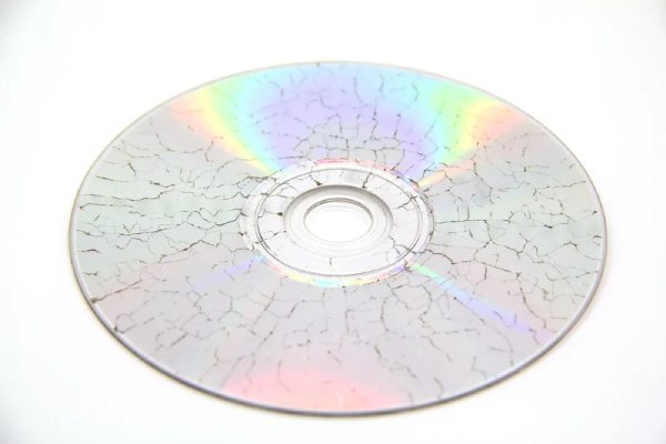 壊れたDVD