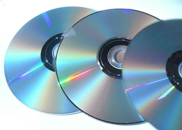 DVD varer i 30 100 år